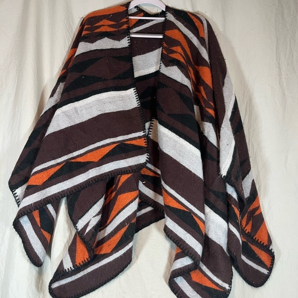 Old Navy Womens Southwestern Geometric Poncho Wrap Brown Orange One Size